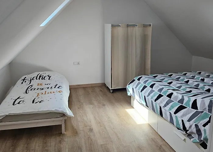 Apartment Cosy Bourg-et-Comin